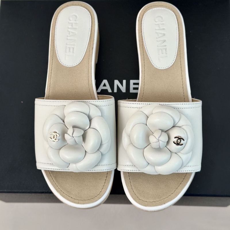 Ch*el slippers